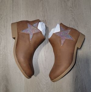 American Eagle By Payless | Zuri Star Cognac Zip Booties Girls